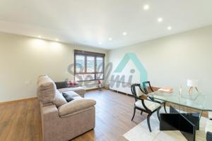 Piso en alquiler en Oviedo de 80 m2 photo 0