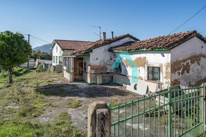 Terreno en venta en Colloto de 2669 m2 photo 0