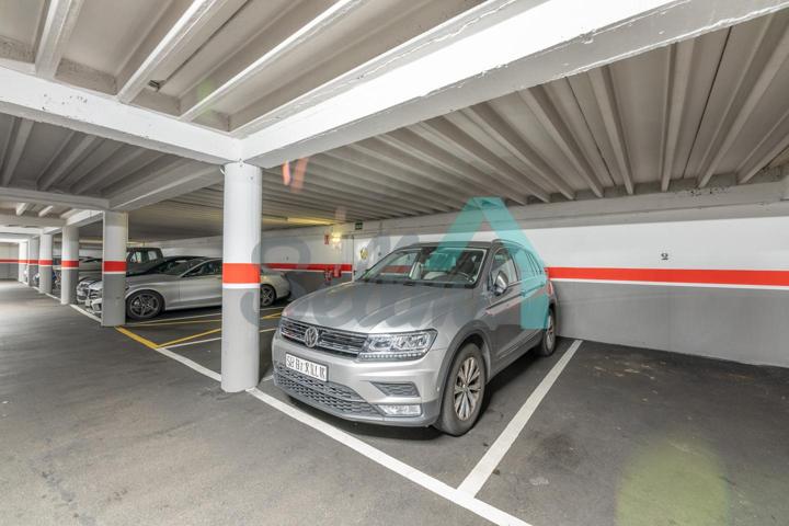 Plaza De Parking en venta en Oviedo de 20 m2 photo 0