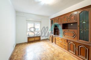 Piso en venta en Oviedo de 83 m2 photo 0