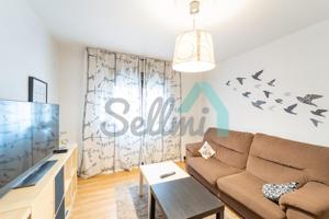 Piso en alquiler en Oviedo de 75 m2 photo 0