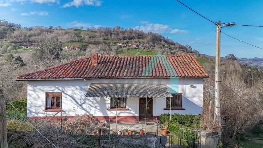 Casa De Pueblo en venta en Sierra de 347 m2 photo 0