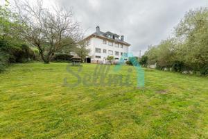 Pareado en venta en La Caridad de 334 m2 photo 0