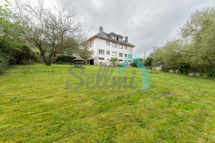 Pareado en venta en La Caridad de 334 m2 photo 0