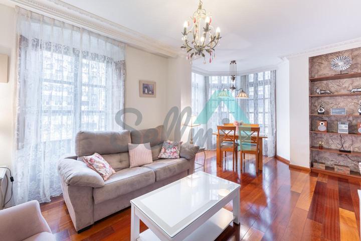 Piso en venta en Gijón de 92 m2 photo 0