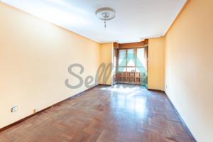 Piso en venta en Langreo de 104 m2 photo 0