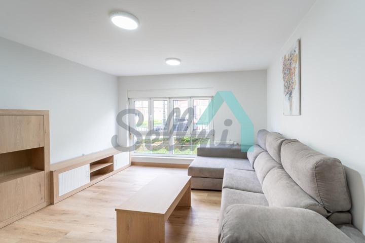 Piso en alquiler en Oviedo de 101 m2 photo 0