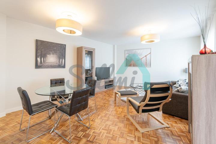 Piso en venta en Oviedo de 77 m2 photo 0