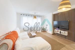 Piso en venta en Langreo de 77 m2 photo 0