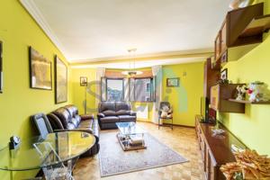 Piso en alquiler en Lugones de 95 m2 photo 0