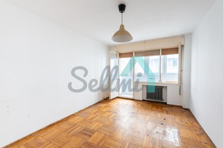 Piso en alquiler en Gijón de 62 m2 photo 0