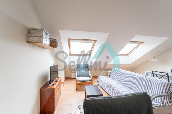 Piso en venta en La Caridad de 73 m2 photo 0
