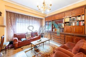 Piso en venta en Oviedo de 159 m2 photo 0