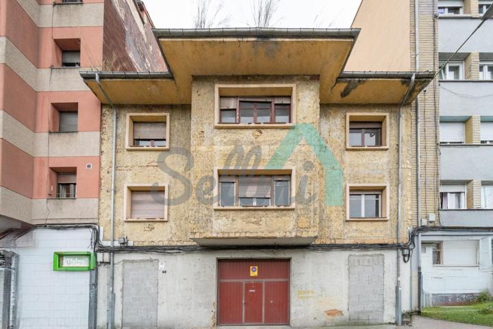 Edificio en venta en Langreo de 521 m2 photo 0