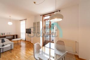 Piso en alquiler en Oviedo de 84 m2 photo 0