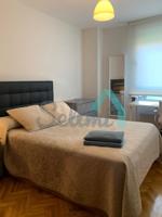 Habitación en alquiler en Oviedo de 112 m2 photo 0