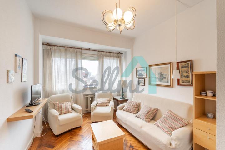 Piso en alquiler en Gijón de 75 m2 photo 0