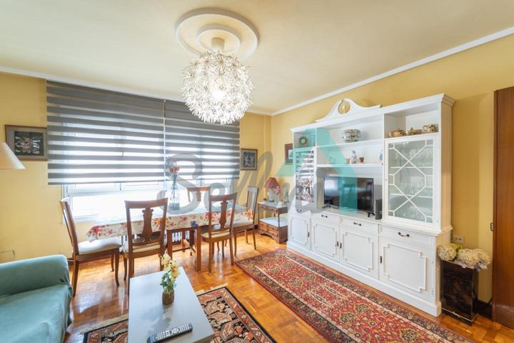 Habitación en alquiler en Gijón de 98 m2 photo 0