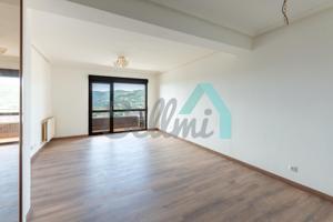 Habitación en alquiler en Oviedo de 100 m2 photo 0