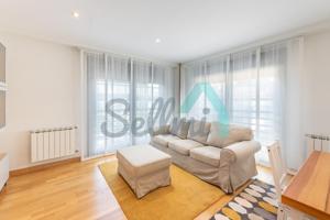 Piso en venta en Oviedo de 57 m2 photo 0