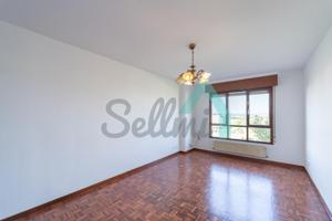 Piso en alquiler en Oviedo de 90 m2 photo 0