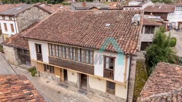 Casa - Chalet en venta en Soto de Agues de 323 m2 photo 0