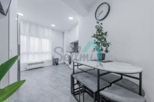 Piso en venta en Oviedo de 95 m2 photo 0