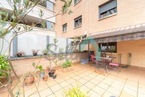 Piso en venta en Oviedo de 88 m2 photo 0