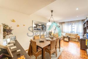 Piso en venta en Oviedo de 106 m2 photo 0