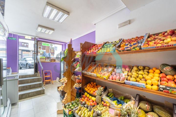 Local en venta en Oviedo de 39 m2 photo 0