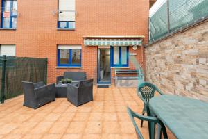 Piso en alquiler en Luanco de 49 m2 photo 0