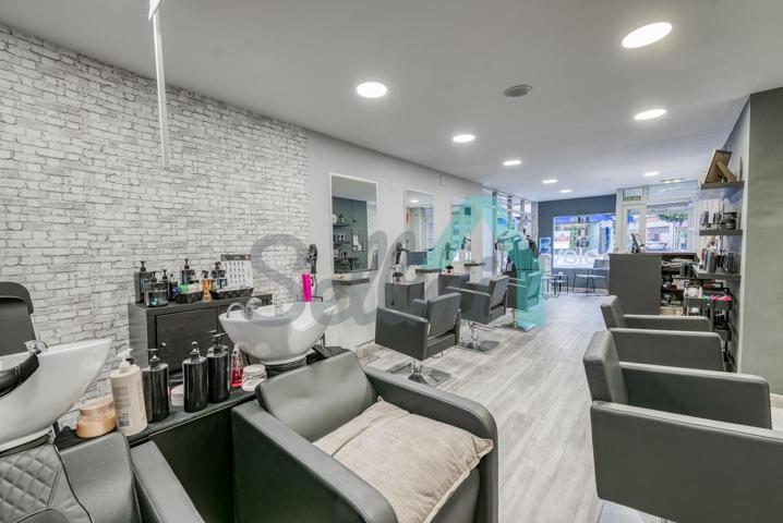 Local en alquiler en Oviedo de 59 m2 photo 0