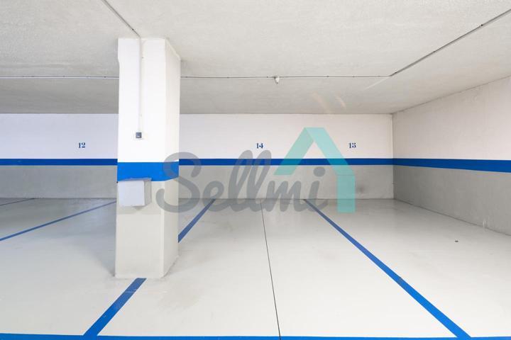 Plaza De Parking en venta en Oviedo de 13 m2 photo 0