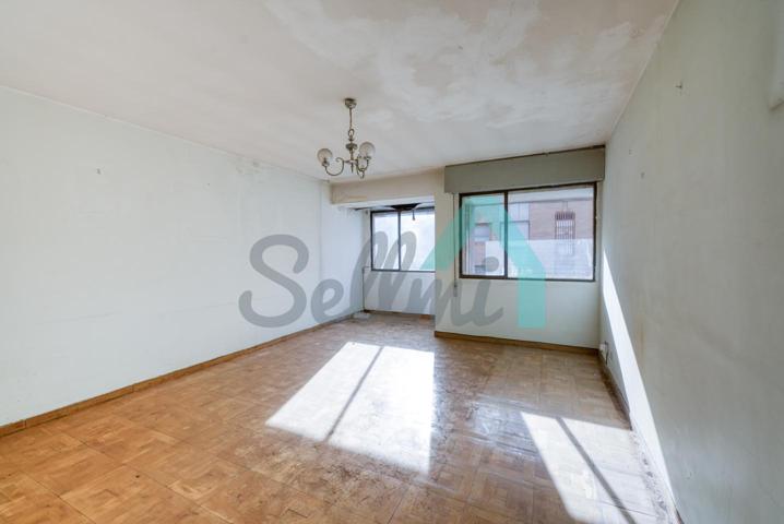 Piso en venta en Oviedo de 126 m2 photo 0