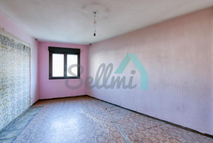 Piso en venta en Oviedo de 92 m2 photo 0