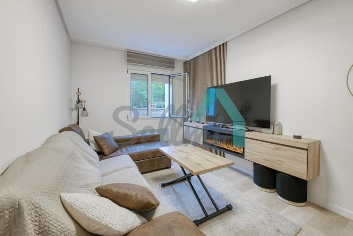 Piso en venta en Langreo de 82 m2 photo 0