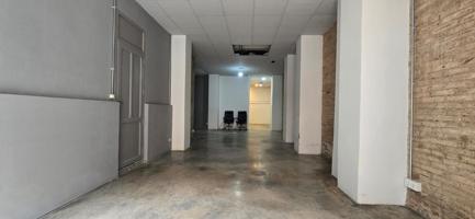 Alquiler local en Russafa photo 0