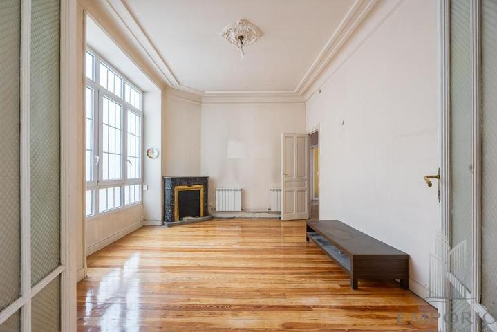 Exquisita Residencia en Almagro: Lujo y Potencial en la Calle Españoleto photo 0
