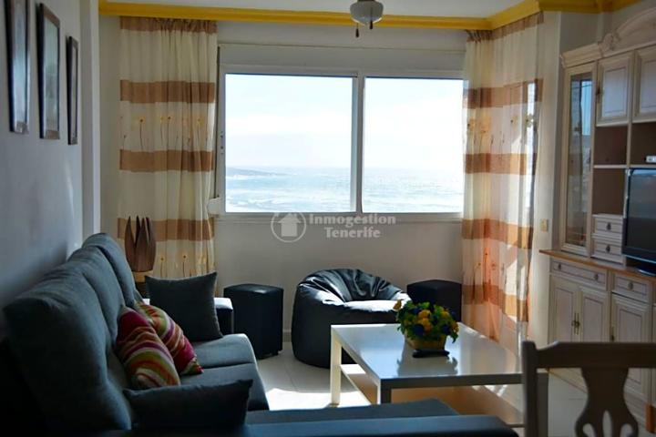 **Se alquila en El Medano apartamento de 3 dormitorios photo 0