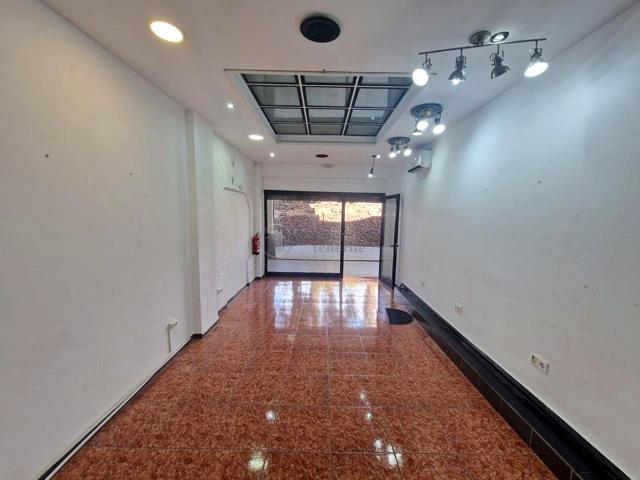 Se alquila local comercial en Costa del Silencio photo 0