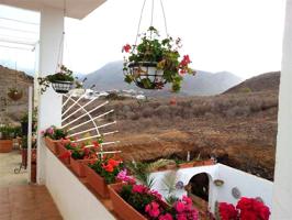 Se vende en Buzanada chalet de 3 plantas! photo 0