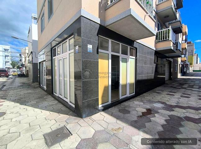 Se alquila local en Las Galletas photo 0