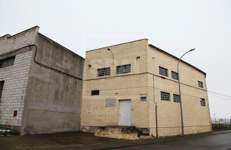 Nave Industrial en venta en Masies De Roda (Les) de 216 m2 photo 0