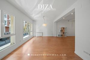 Vivienda reformada junto al Barrio Salamanca photo 0
