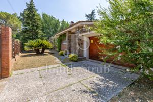 Disfruta de esta exclusiva casa en plena naturaleza a 20 minutos de Barcelona. photo 0