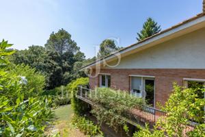 Disfruta de esta exclusiva casa en plena naturaleza a 20 minutos de Barcelona. photo 0