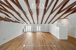 PISO EN LA MEJOR ZONA DE SALAMANCA photo 0