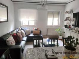 Piso en venta en Madrid de 102 m2 photo 0