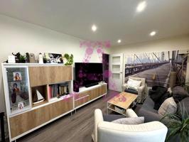 Se alquila Aparatamento 2 Dormitorios en la Rua. photo 0