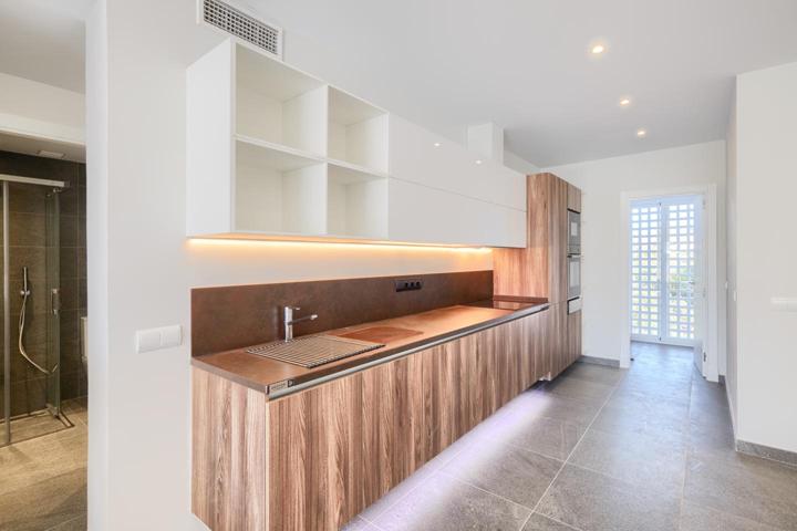 Piso en venta en Estepona de 95 m2 photo 0